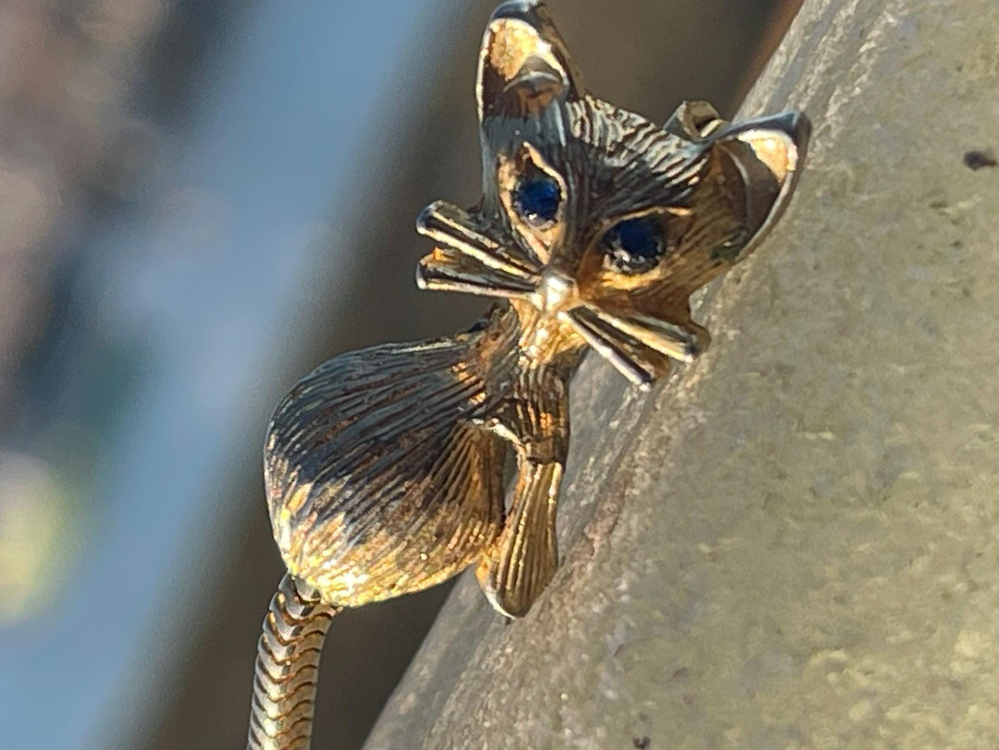 Cat brooch, vintage brooch, vintage jewellery, retro jewellery, eco friendly gift for her, ethical jewellery, articulated jewellery