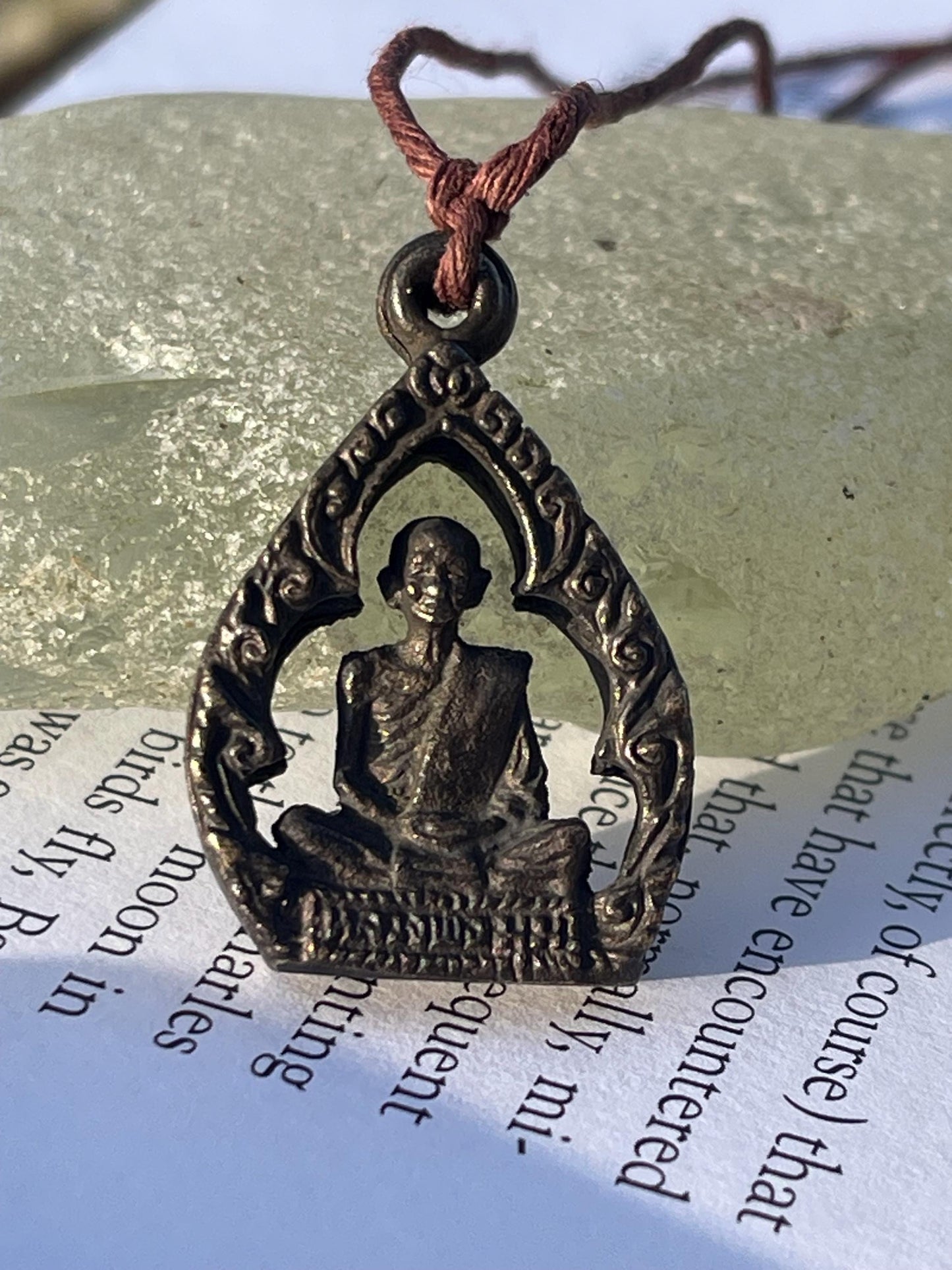 Vintage Thai Buddhist pendant. Antique Buddhist pendant. Thai amulet. Buddha necklace. Buddha jewellery. Yoga jewellery. Vintage necklaces.
