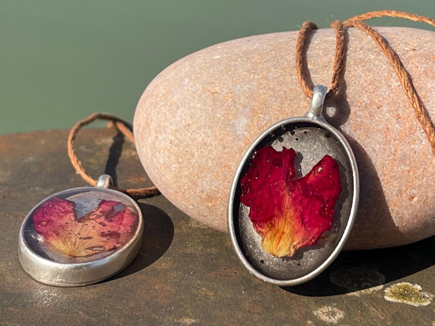 Rose necklace, flower necklace, romantic gift for her, boho necklace, rose pendant, handmade jewellery, handmade necklace, gift for gardener