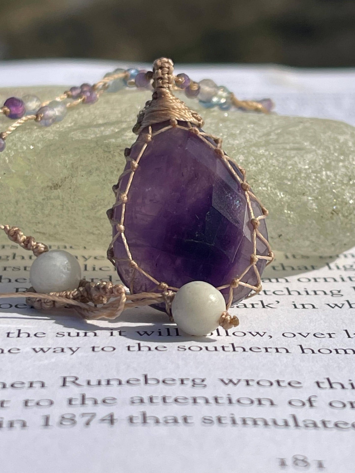 Stunning purple amethyst necklace. Purple macrame pendant. Handmade gemstone necklace, boho jewellery. Macrame jewellery. Unique jewellery.