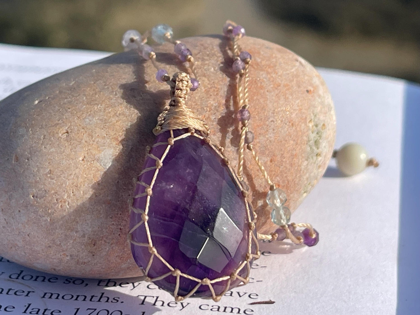 Stunning purple amethyst necklace. Purple macrame pendant. Handmade gemstone necklace, boho jewellery. Macrame jewellery. Unique jewellery.