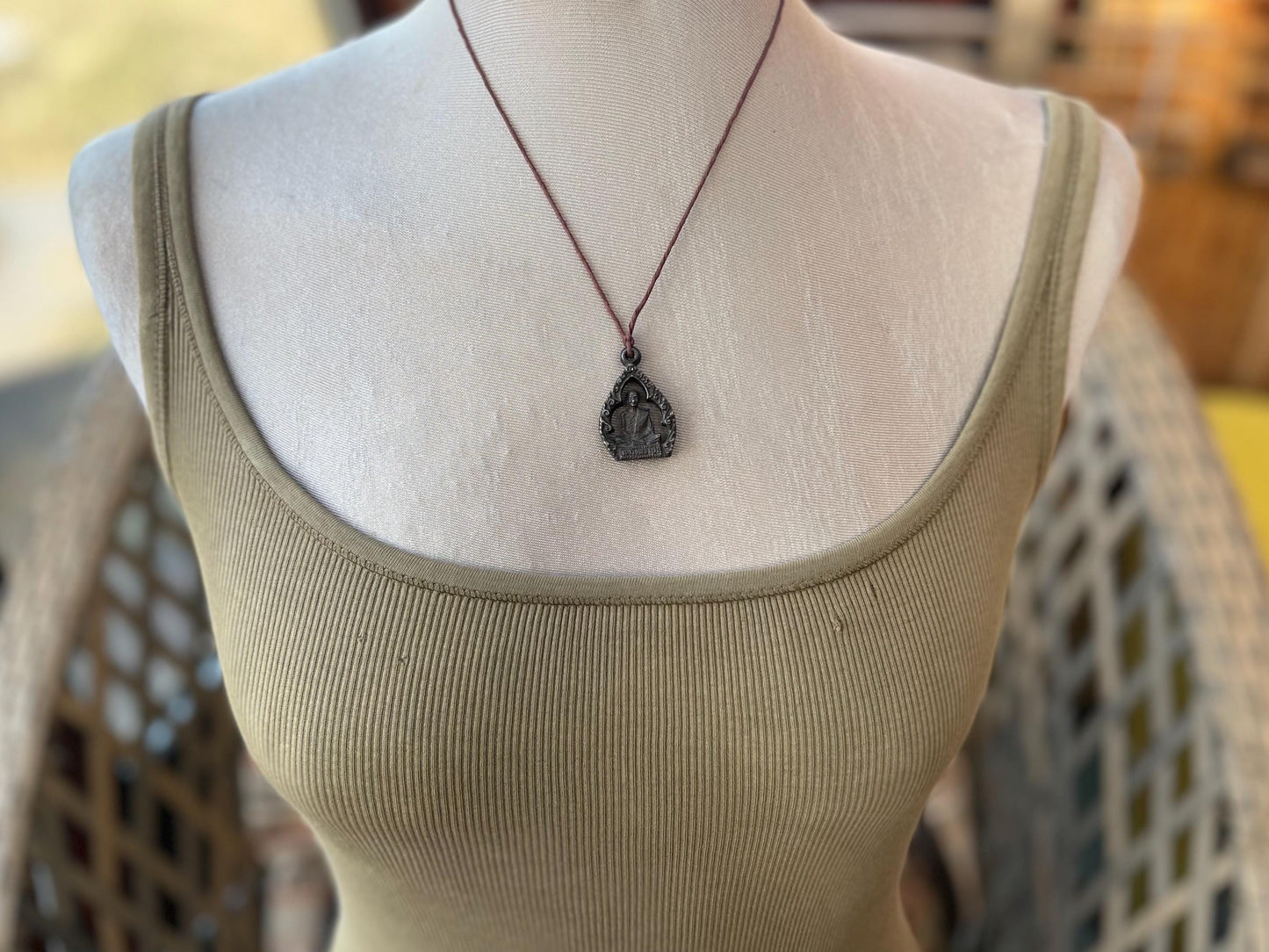 Vintage Thai Buddhist pendant. Antique Buddhist pendant. Thai amulet. Buddha necklace. Buddha jewellery. Yoga jewellery. Vintage necklaces.