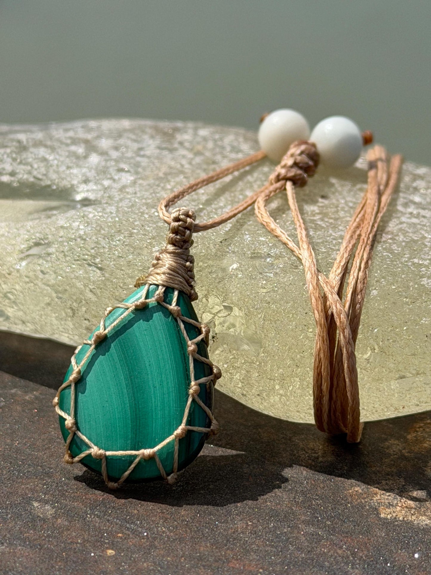 Stunning macrame malachite necklace on an adjustable cord. Handmade gemstone necklace, boho jewellery. Malachite jewellery. Unique necklace.