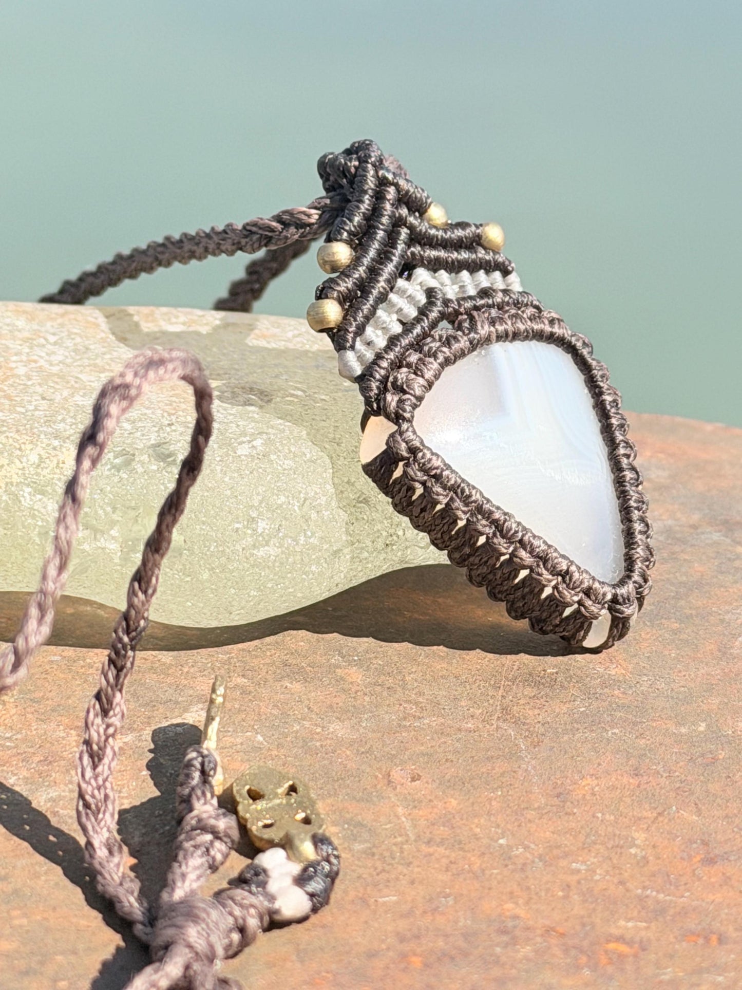 Stunning agate necklace on an adjustable cord. Handmade gemstone necklace, boho jewellery. Macrame jewellery. Unique necklace.