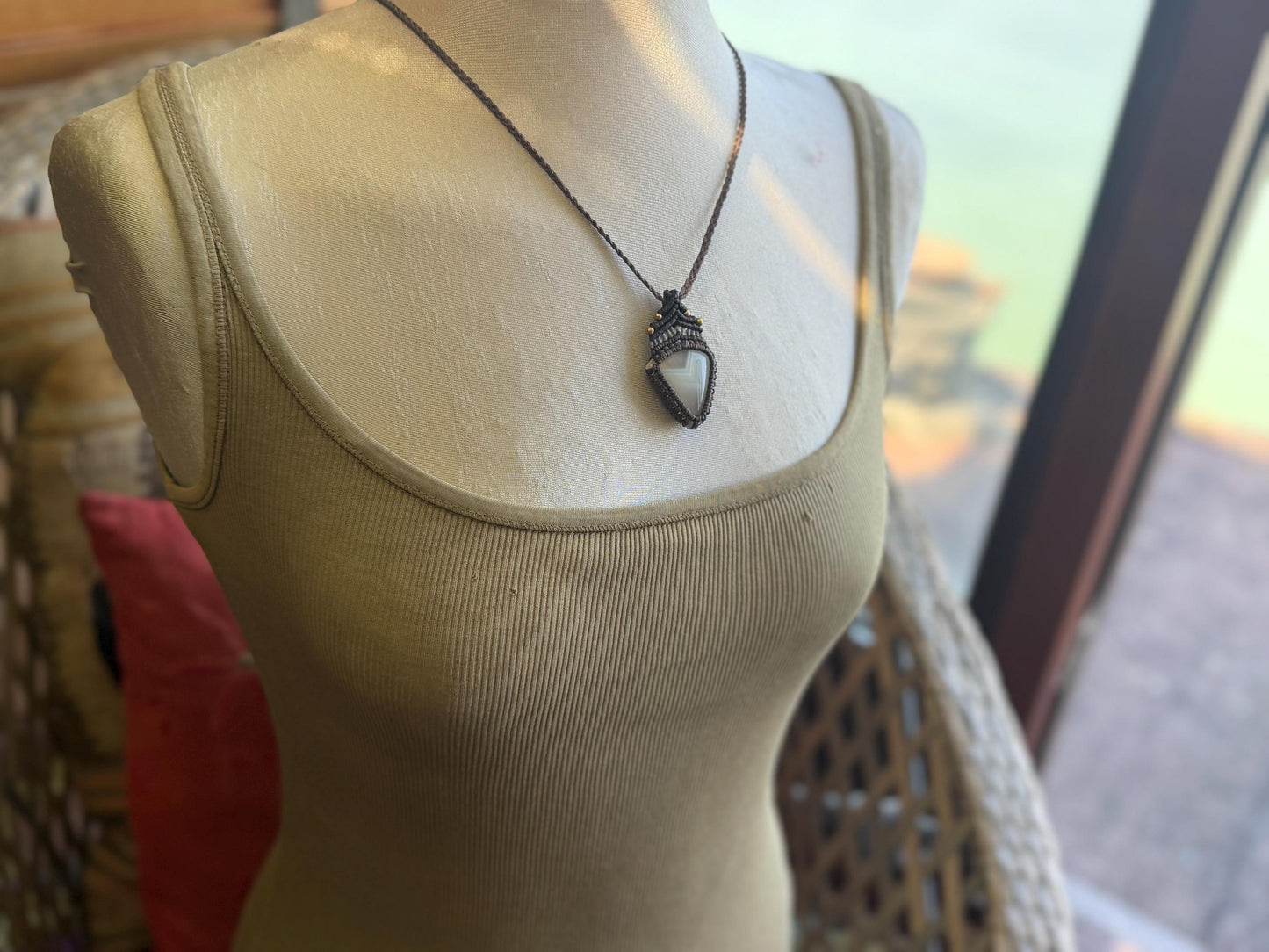 Stunning agate necklace on an adjustable cord. Handmade gemstone necklace, boho jewellery. Macrame jewellery. Unique necklace.