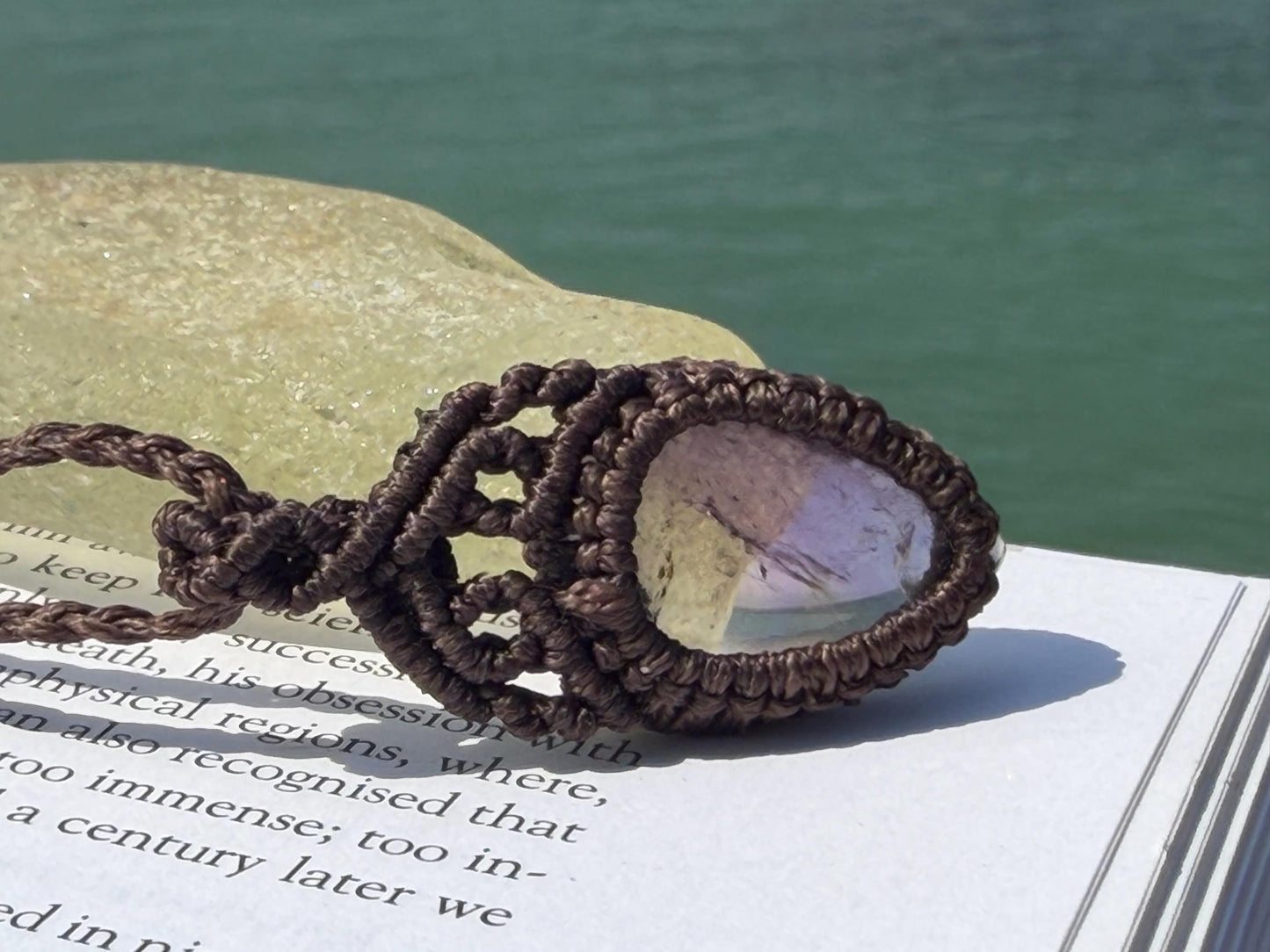 Stunning macrame amethyst necklace, amethyst pendant. Handmade gemstone necklace, boho jewellery. Macrame jewellery. Unique jewellery.